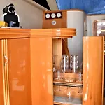 Luxury Yacht Kamikara 보트호텔
