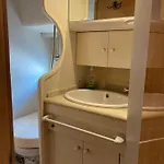 Luxury Yacht Kamikara 보트호텔