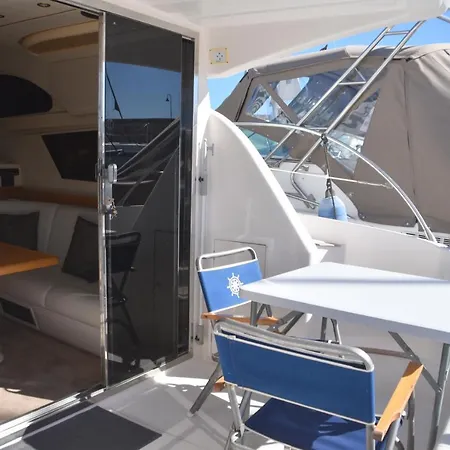 Luxury Yacht Kamikara