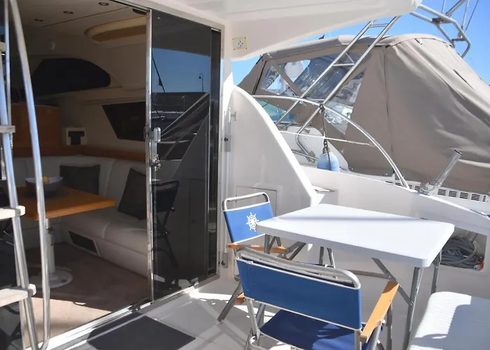 Luxury Yacht Kamikara